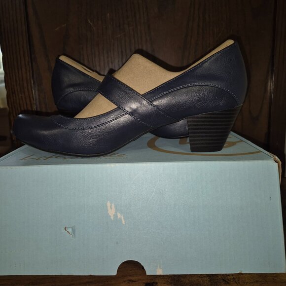 NWB Lifestride Rozz Mary Jane Navy Blue Pumps sz 8.5 - Picture 6 of 10